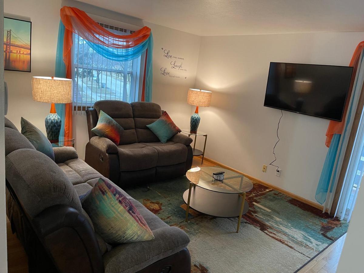 Appartement Elite Casa Collection -Free Coffee, Parking, And Wi-Fi à Milwaukee Extérieur photo